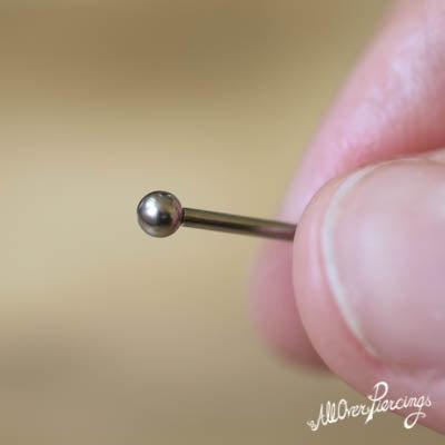 Changing your piercings yourself - how to open piercing jewelry