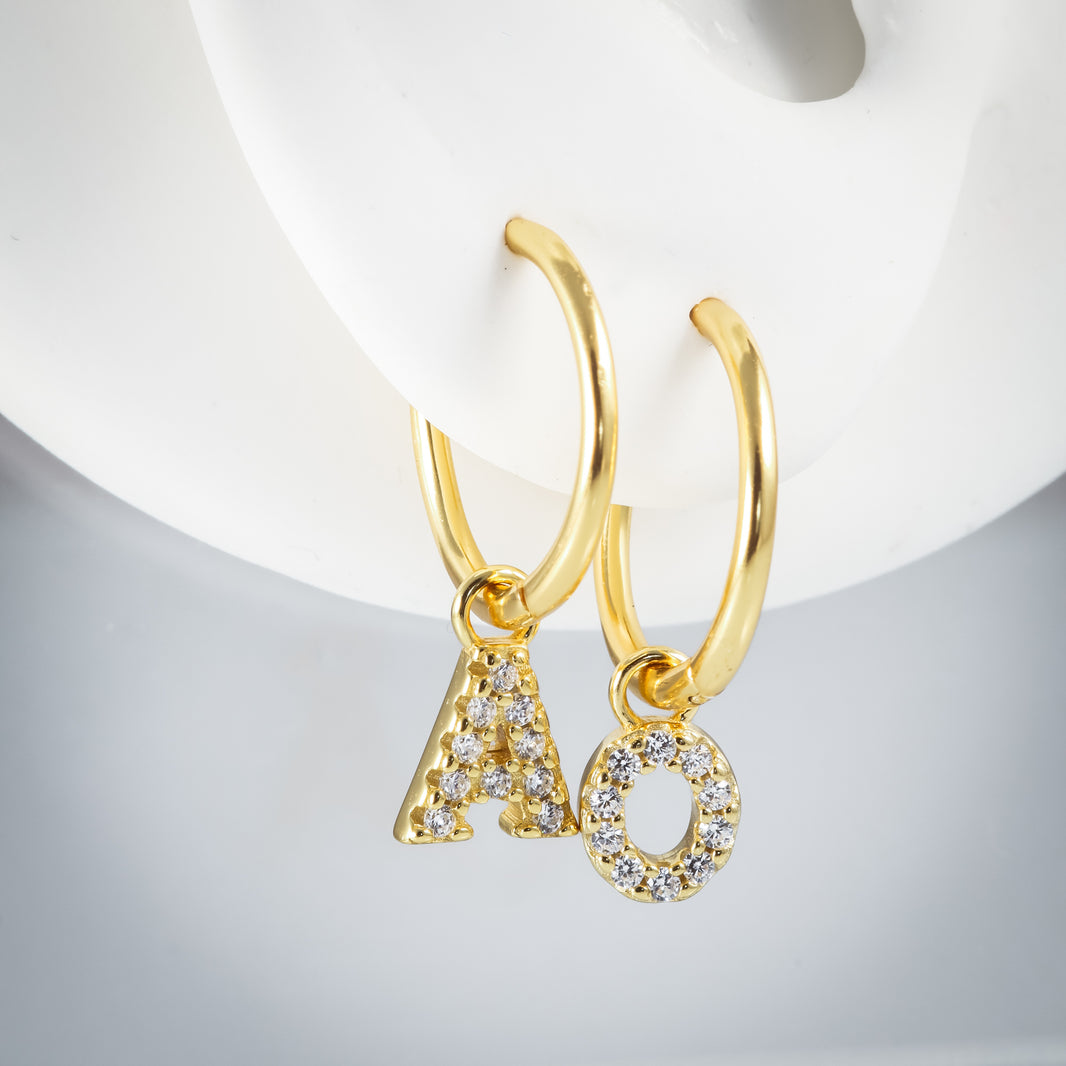 Shop news! Sneak preview of new earrings and more news