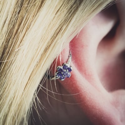 How long does it take for a helix piercing to heal?